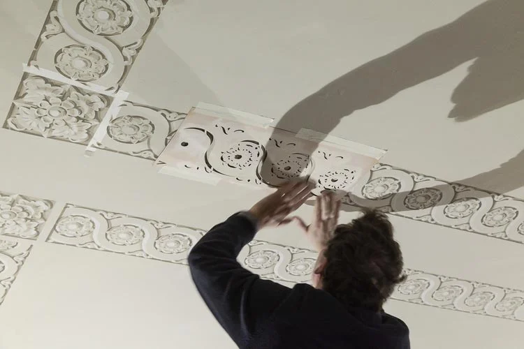 alasdair Peebles stencilled ceiling
