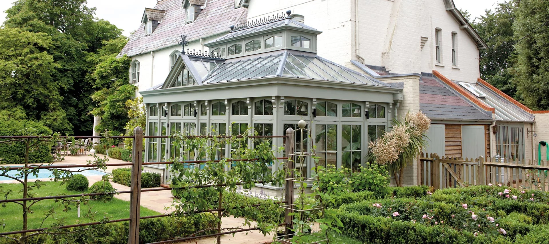 Angled view of traditional garden room