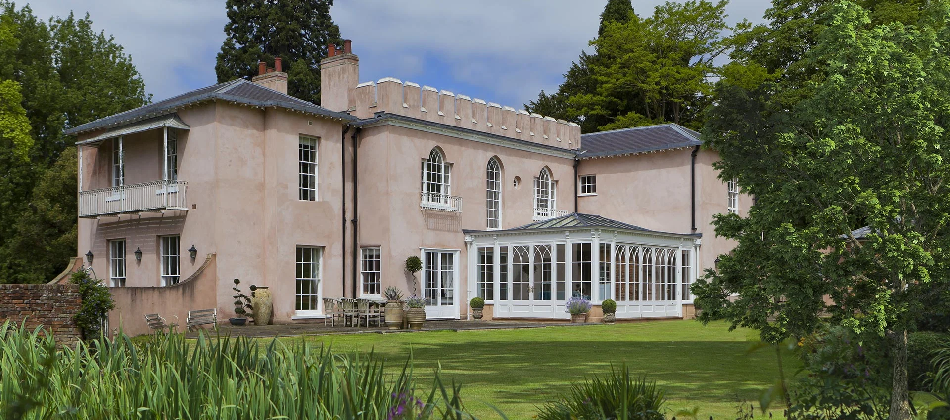 Bespoke Orangery with Gothic arched windows