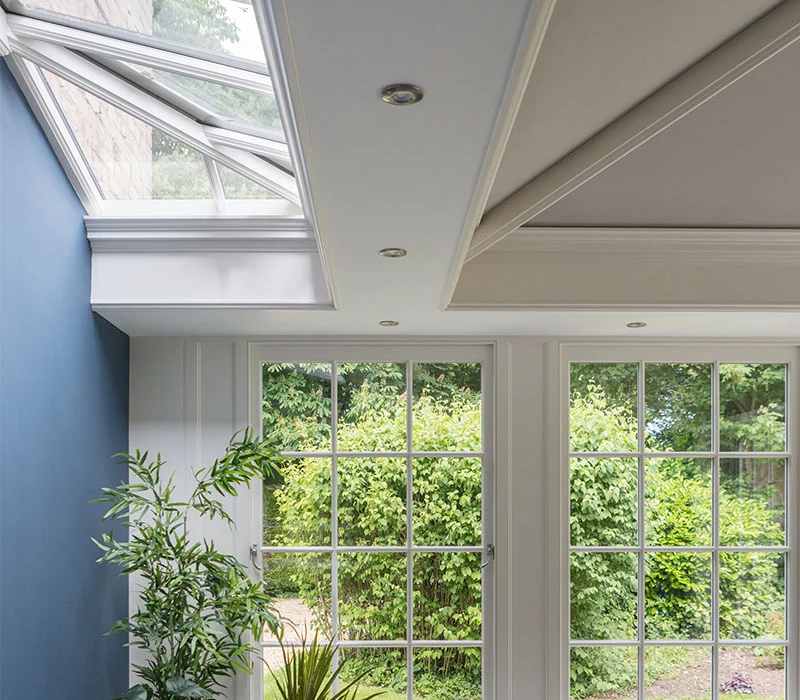 orangery roof with both glass roof and solid roof