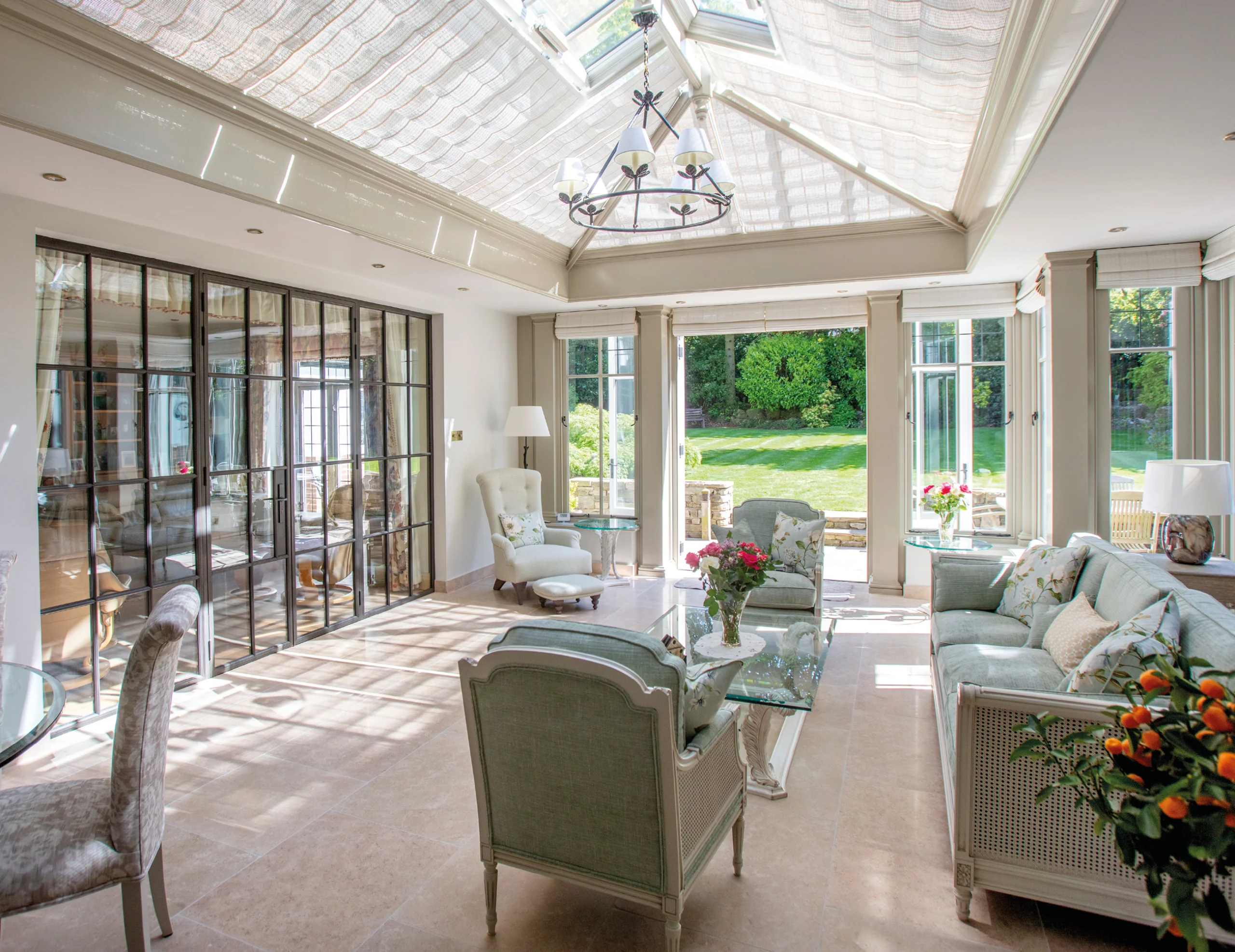 Exceptional living room orangery