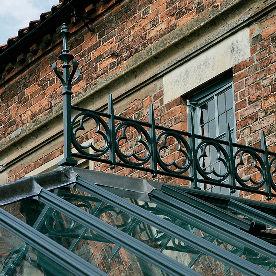 Finial and column details