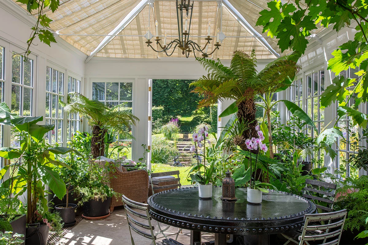 Multifunctional conservatory room