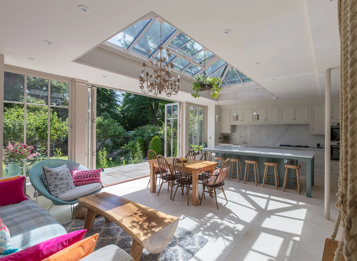 Open plan orangery design idea