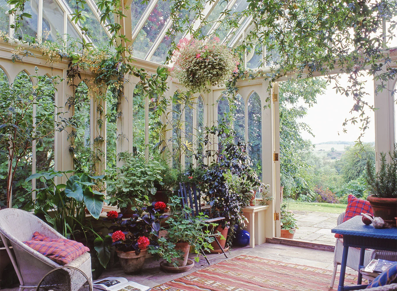 Orangery extension designed for plant lovers
