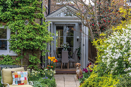 Small and Elegant London Conservatory Extension