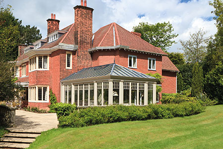Replacement of a draughty 1990's conservatory