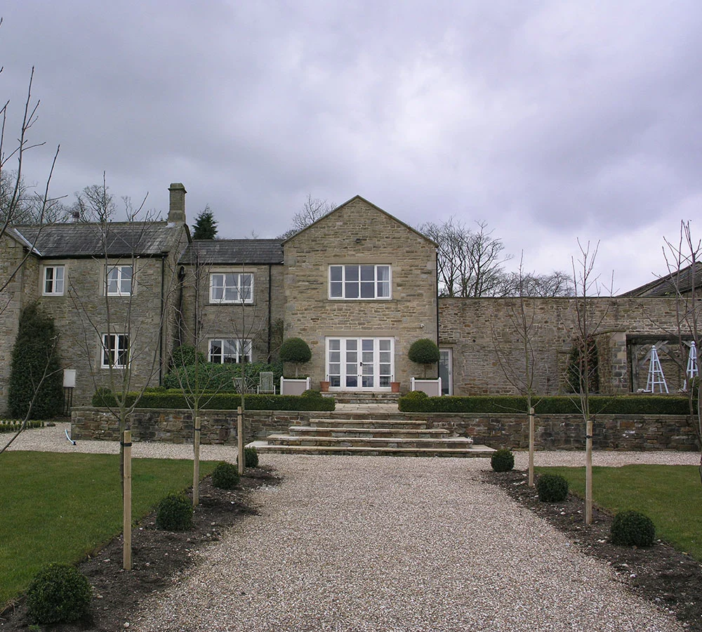 Before picture of Yorkshire lodge without orangery